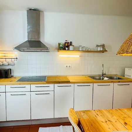 Apartment T2 - Sunny Duplex With Garden 50m From Tamariu