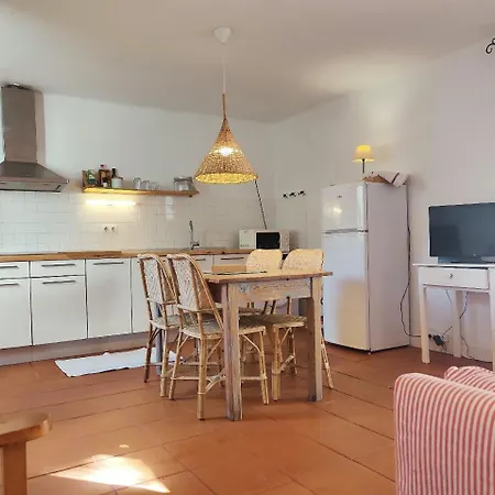 T2 - Sunny Duplex With Garden 50m From *