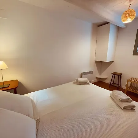 T2 - Sunny Duplex With Garden 50m From *