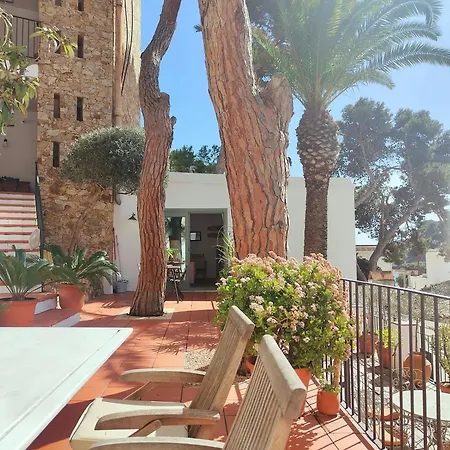 Casa de Férias Apartmentstamariu: Duplex With Garden 50M To Beach