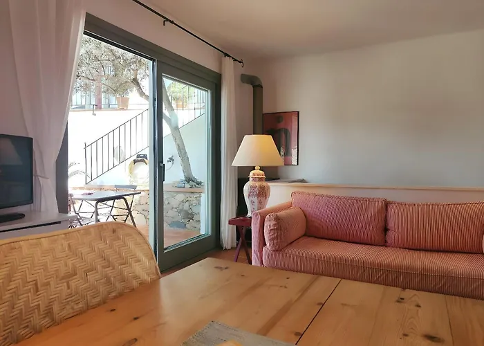 Apartmentstamariu: Duplex With Garden 50M To Beach * Tamariu