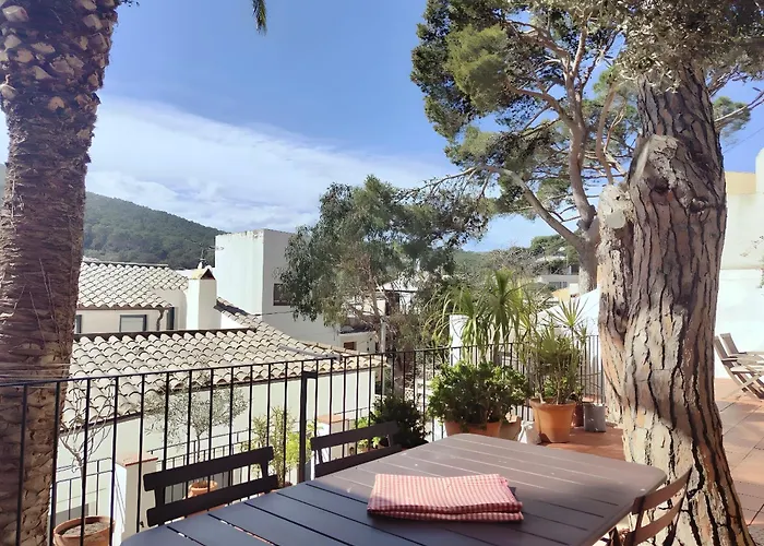 Apartmentstamariu: Duplex With Garden 50M To Beach Tamariu